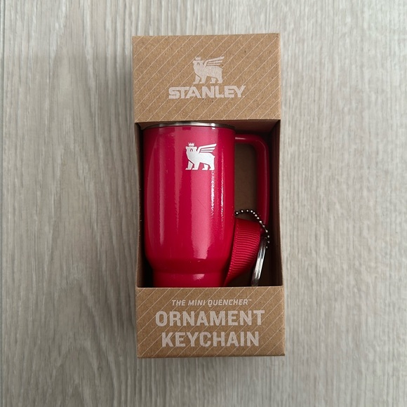 Stanley Ornament Keychain The Mini Quencher Red - Picture 1 of 3